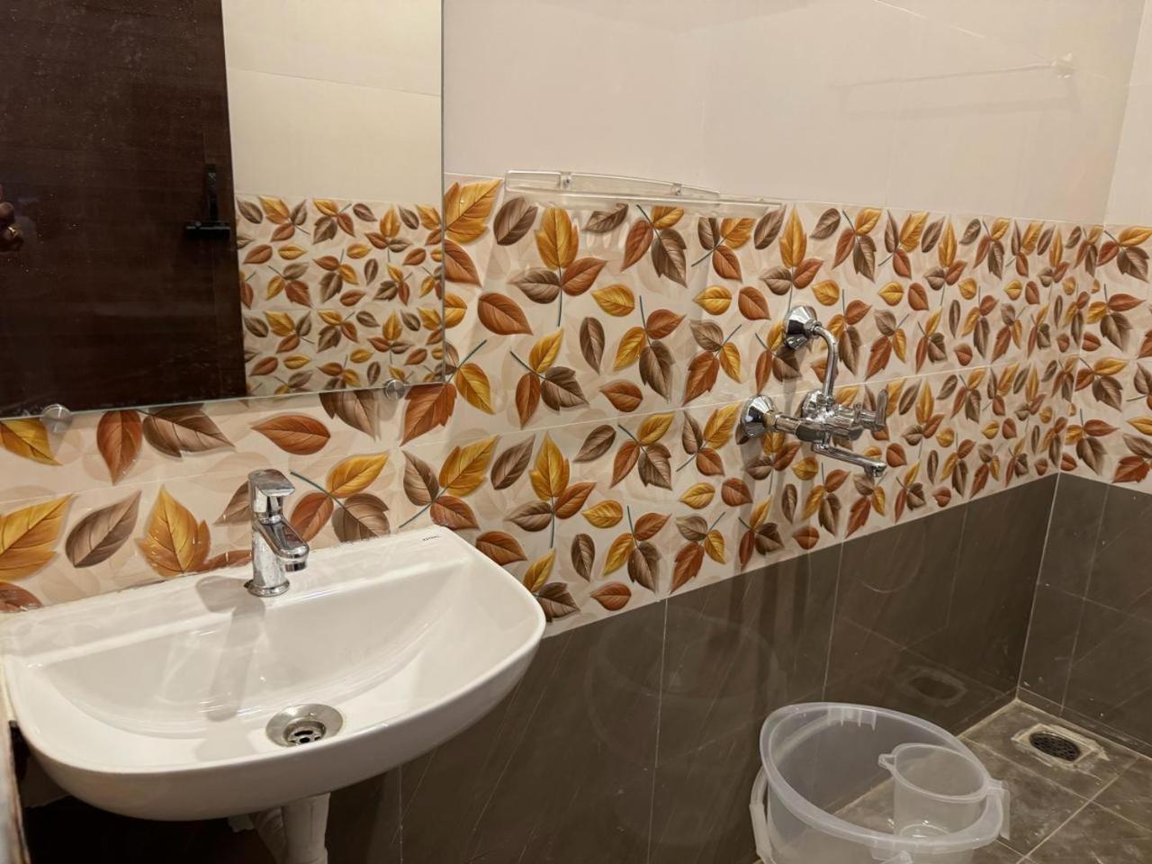 La Tamara Suite - Tie Hotels & Resorts Пондичерри Экстерьер фото