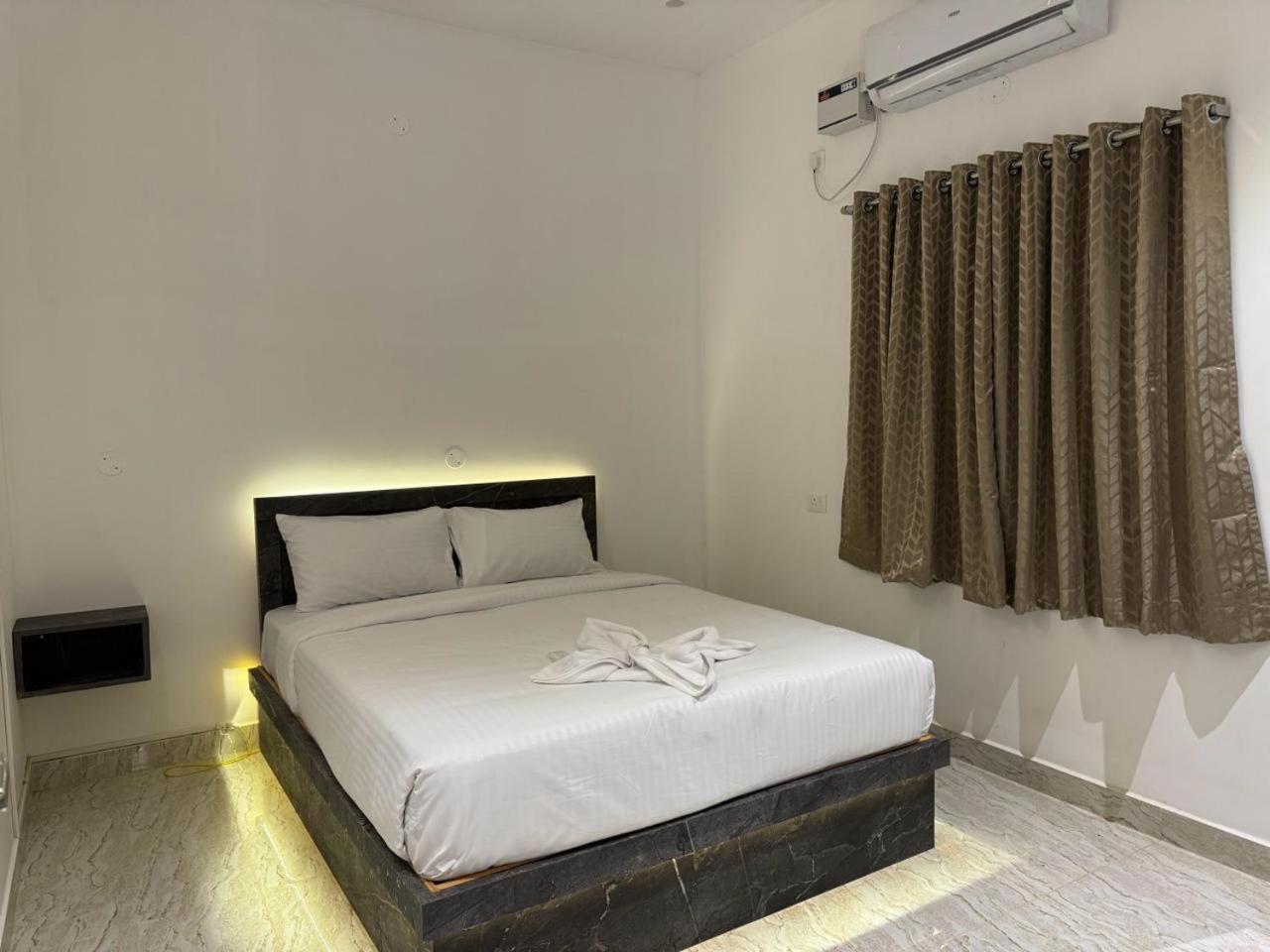 La Tamara Suite - Tie Hotels & Resorts Пондичерри Экстерьер фото