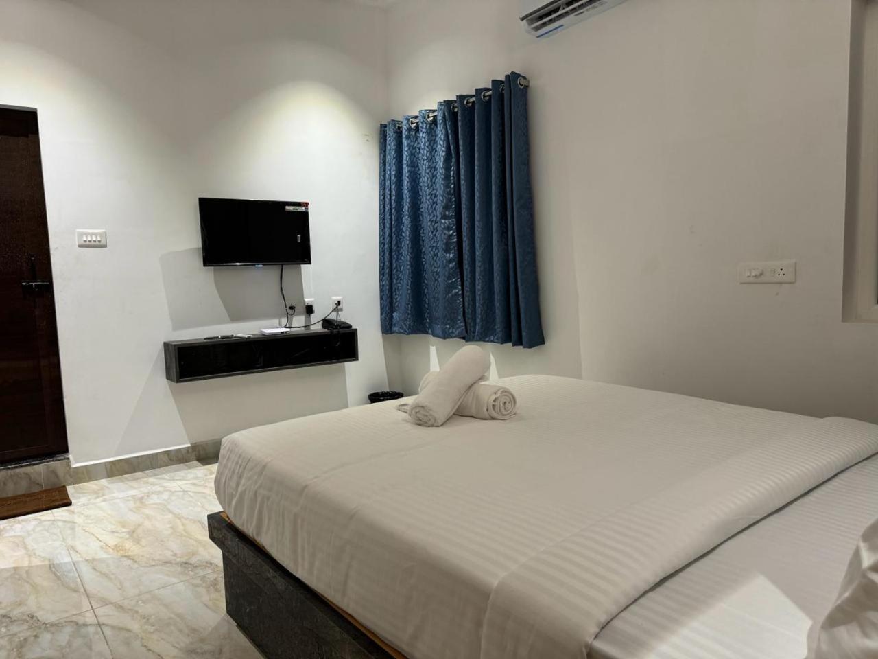 La Tamara Suite - Tie Hotels & Resorts Пондичерри Экстерьер фото