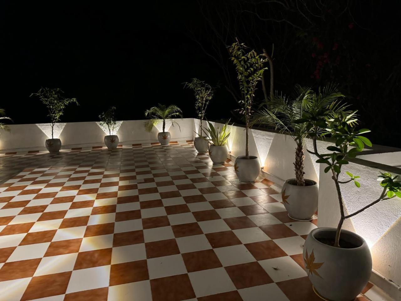 La Tamara Suite - Tie Hotels & Resorts Пондичерри Экстерьер фото