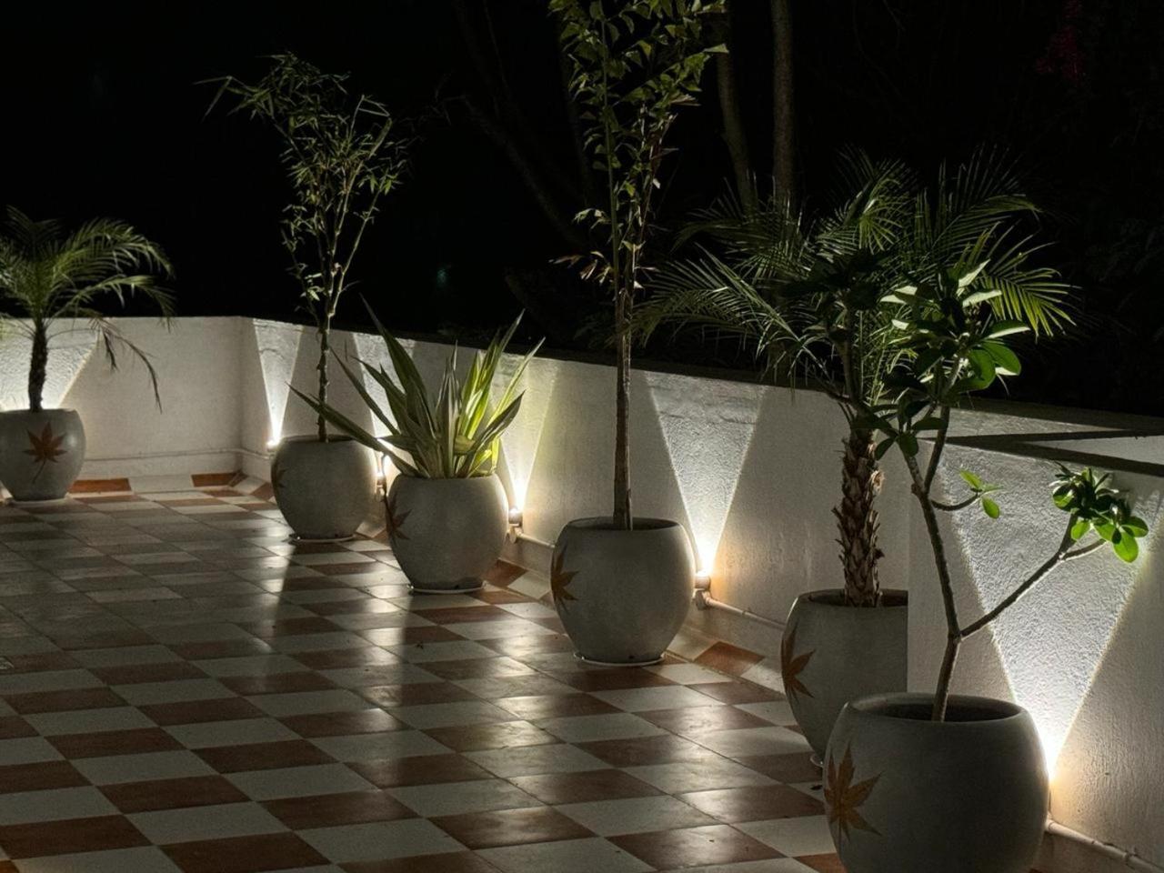 La Tamara Suite - Tie Hotels & Resorts Пондичерри Экстерьер фото